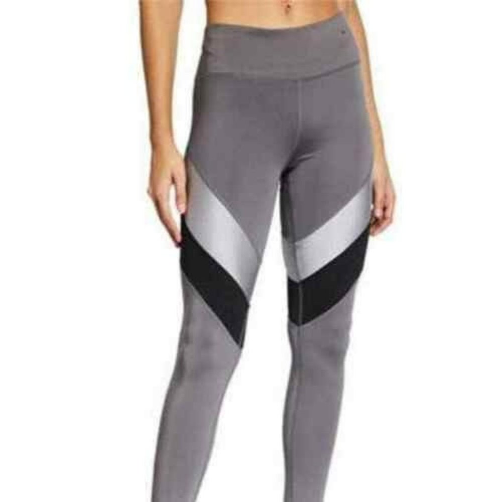 BCBGMAXAZRIA Color Block yoga pant  High Rise